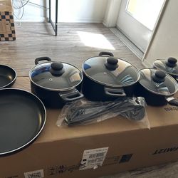 Cookware Set