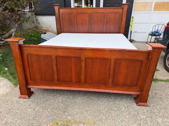 Complete King size bed includes frame-mattress and box springs