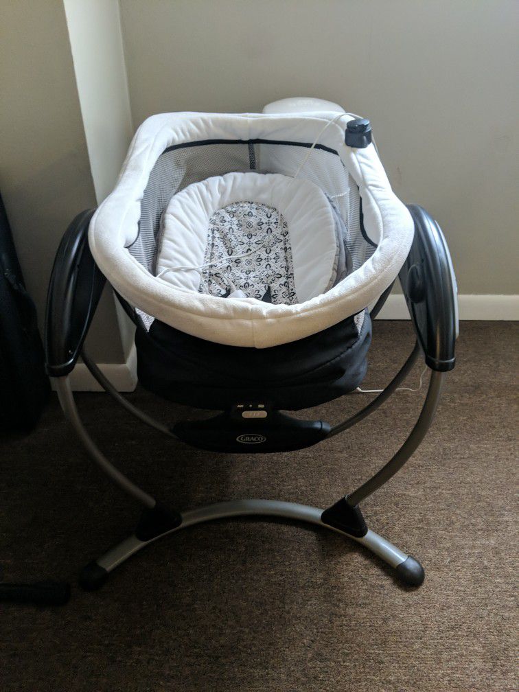 FREE Graco Swing -As Is - Needs Motor Replacement Only $25 Repair