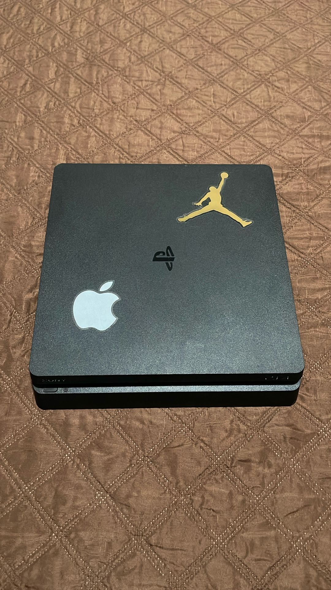 PS4 Slim