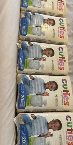 Size 7 diapers NEW -180 diapers