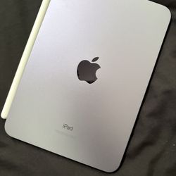 IPAD MINI 6TH GEN 64 GIGS APPLE PEN AND CASE