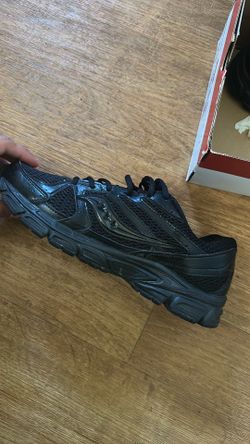 Saucony black 9.5