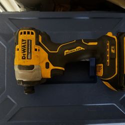 Dewalt Drill set
