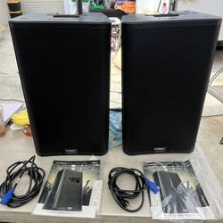 Qsc K12.2  Bags And Cables 
