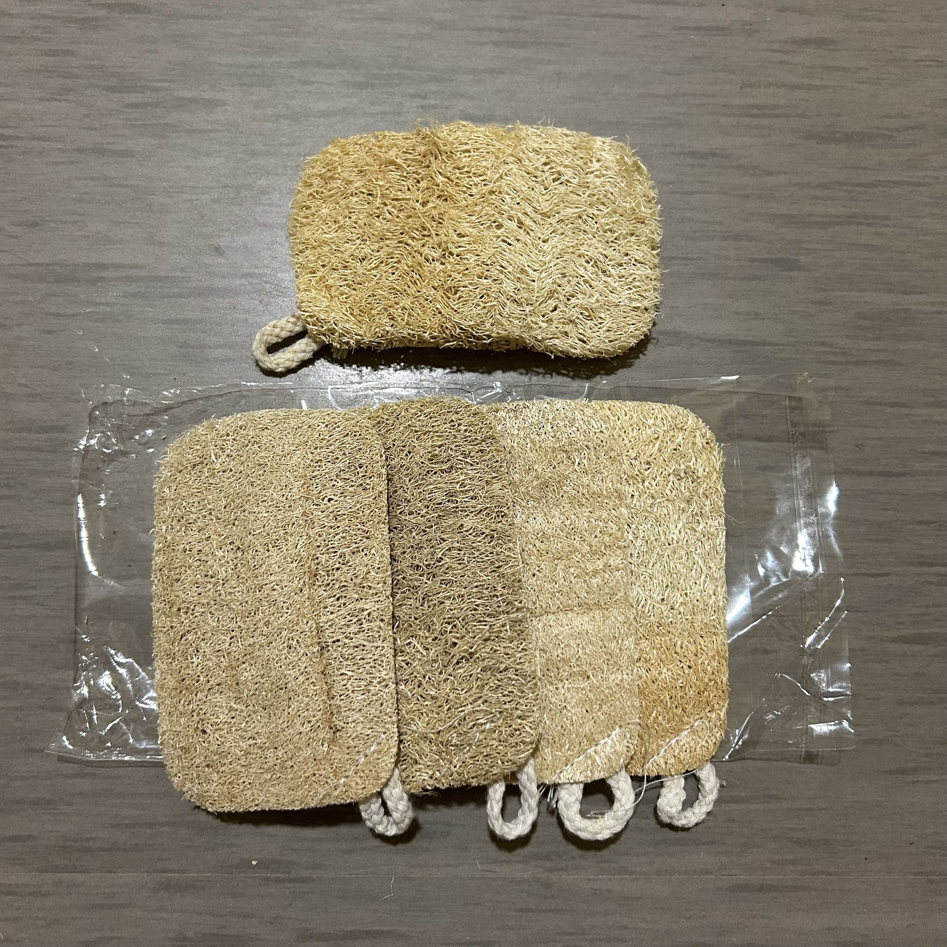 Moving Sale – 5pc Natural Loofah Dish Sponges – New – Now $6 (Orig. $15)