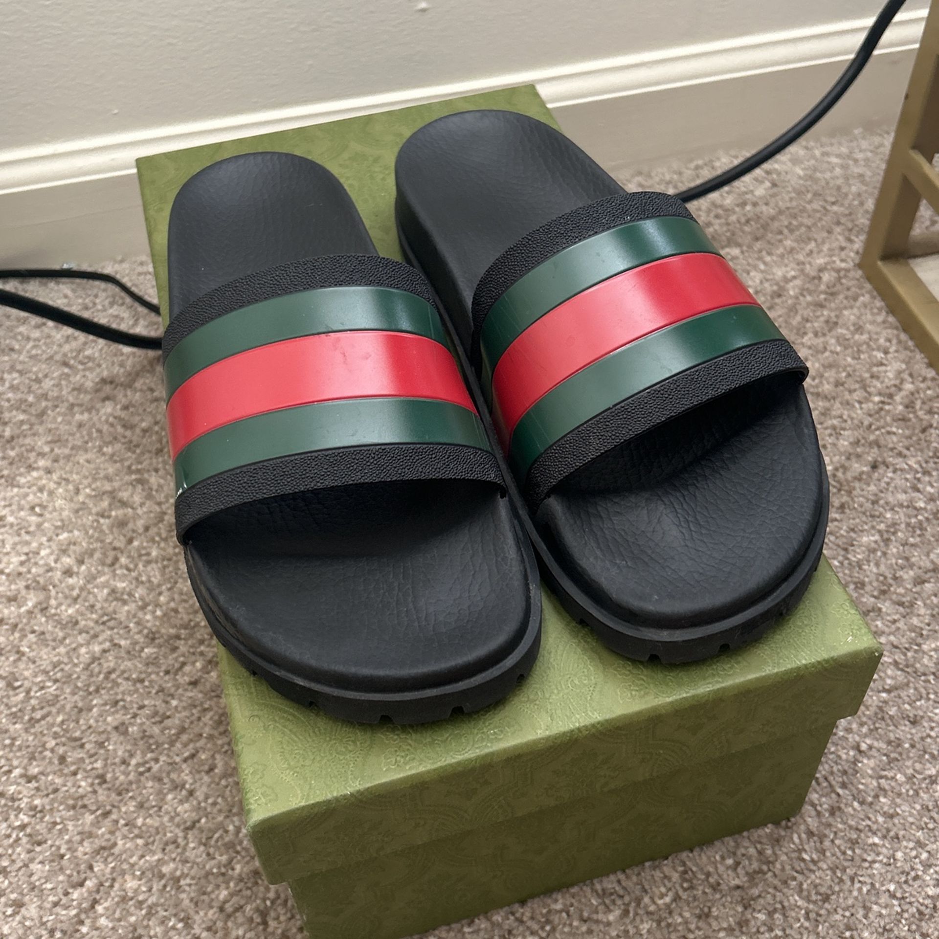 Gucci Slides 
