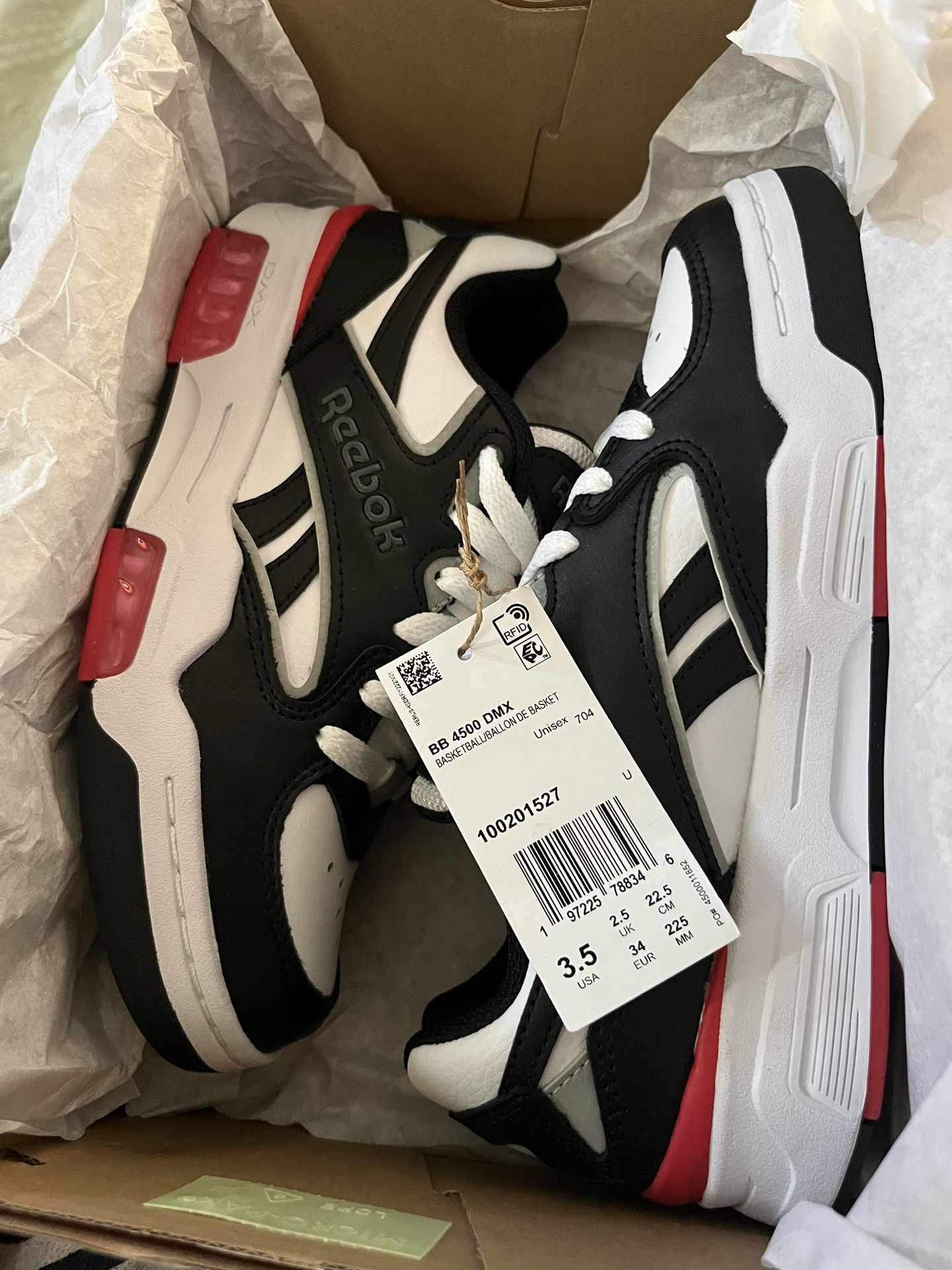 Reebok Size 3.5 New  