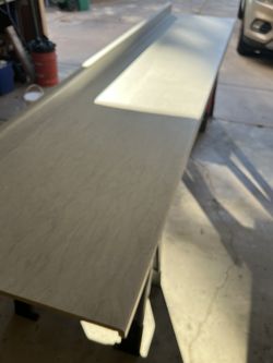 10ft. Counter top. Excellent condition .