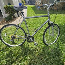 Cannondale 400 Adventure Bicycle 