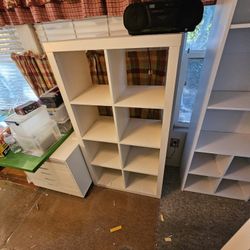 Bookshelf 