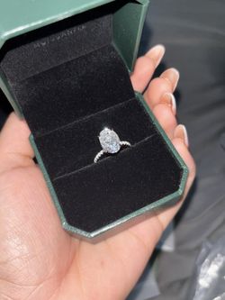 Moissanite Engagement Style Ring 4.5CT – 925 Silver – Size 4.5 – Beautiful Shine