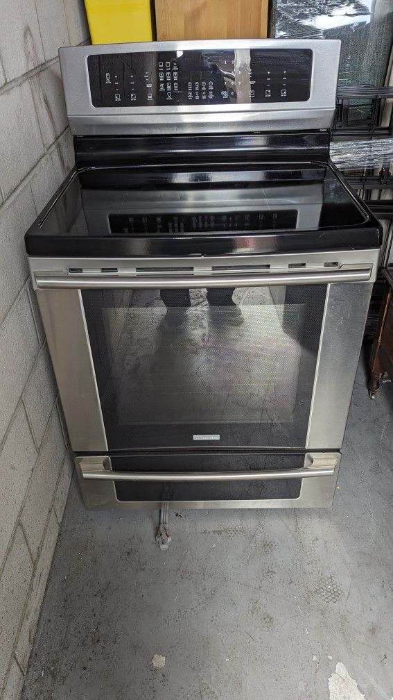 Electrolux Induction Range (Convection)