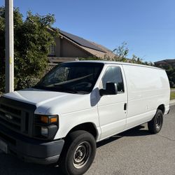 2013 Ford Econoline