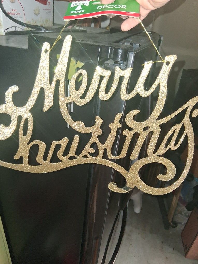 XMAS DECOR!!! HANGING MERRY CHRISTMAS SIGN
