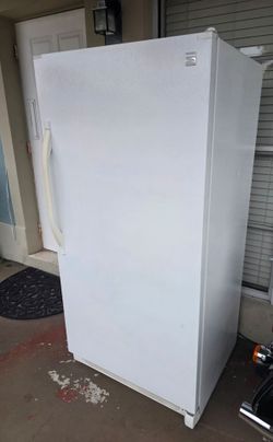 Freezerless Refrigerator