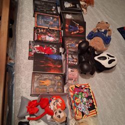 Horror figure lot