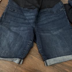 Pregnancyshorts size L. They’re pretty new/ like new ,pick up near Tully and Monterey Rd
