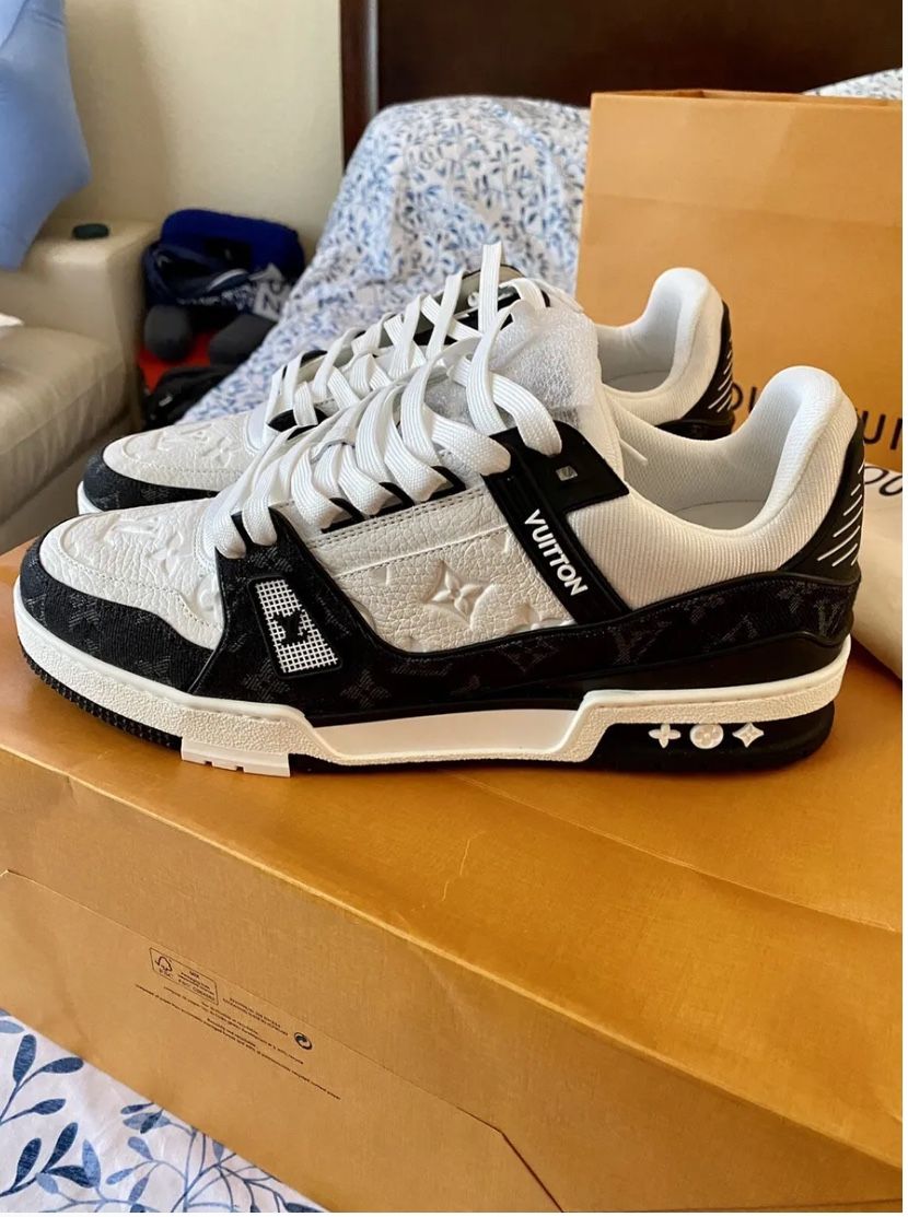 Louie Vuitton Trainer Shoes