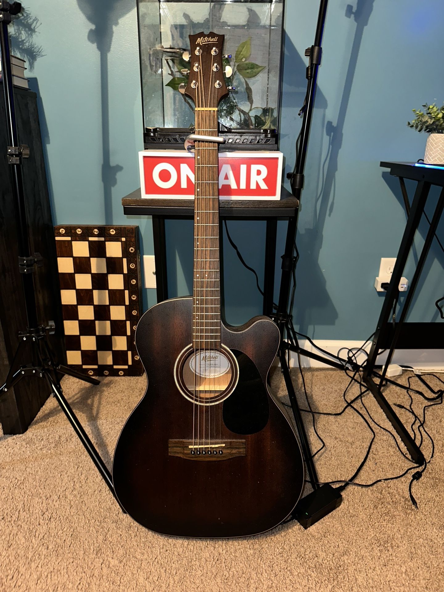 Mitchell Acoustic-Electric Guitar w/capo