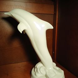 Vintage Royal Doulton porcelain figurine titled "The Leap" (HN3522)