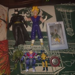 Action figure lot
