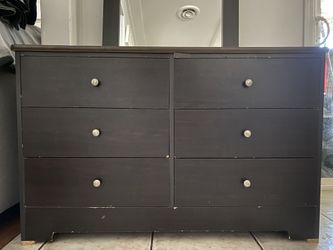Clothes Dresser