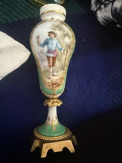Roche hand painted urn