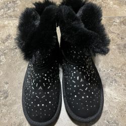 Black Boots