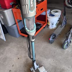 Shark Vacuum 
