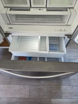Refrigerator  whirlpool
