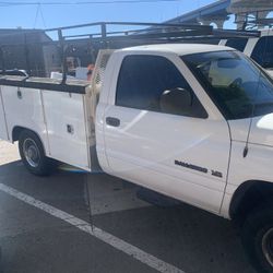 1999 Ram 2500 V8 Work Truck