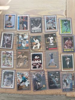 Ken Griffey Jr 20 card lot