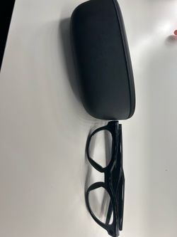 Meta glasses