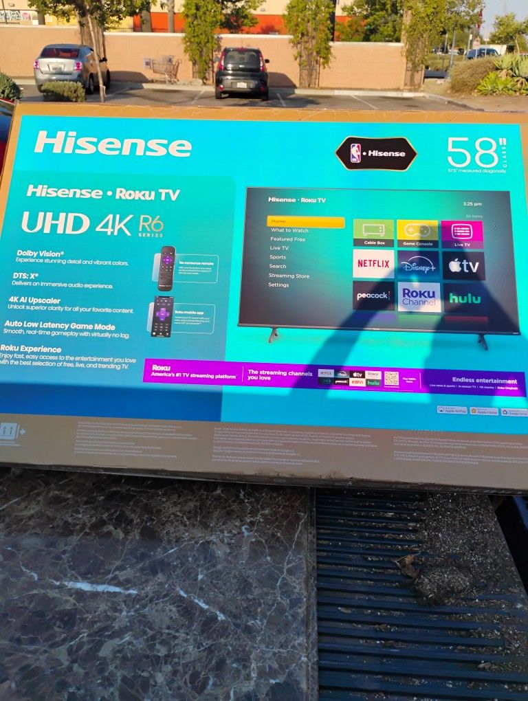 58 In New Color Smart TV Roku