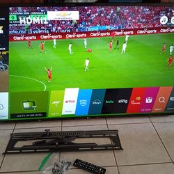 LG smart TV ultra 4k 55in no stand legs only wall mount $80 firm