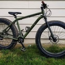 Mongoose Fatbike 26 Inch Wheel (Large Frame)