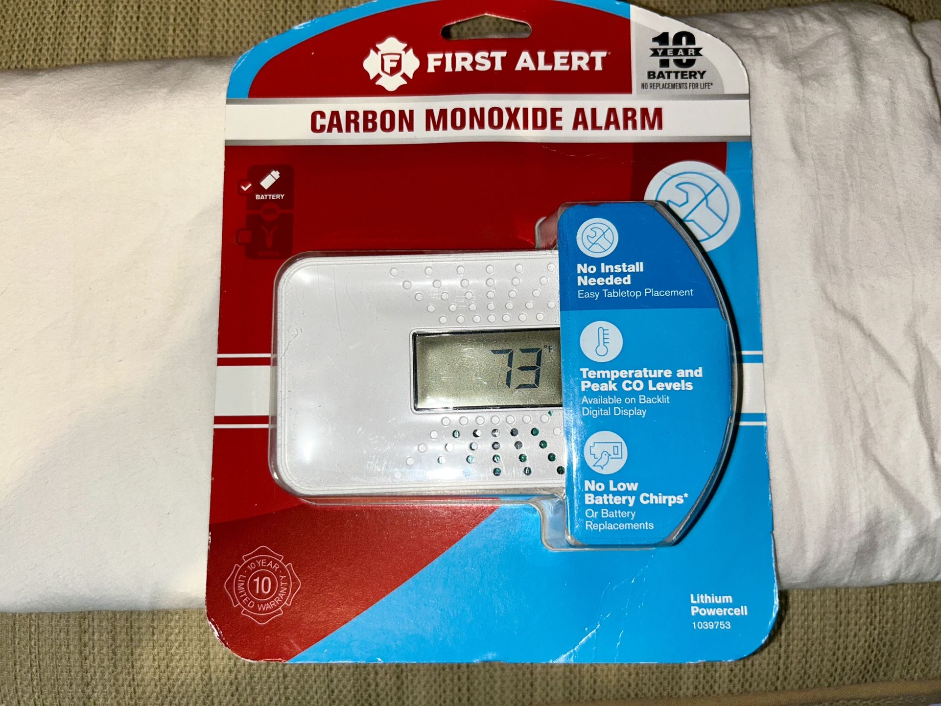 Portable First Alert CO710 Carbon Monoxide Detector with Digital Temperature Display