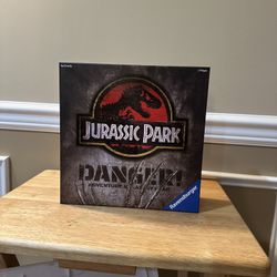 Ravensburger Jurassic Park Danger board game opened 