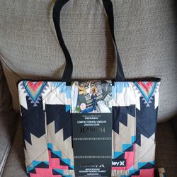 Hurley Water Resistant Outdoor Blanket.