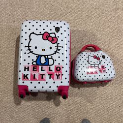 Hello kitty 18 inch spinner with handbag