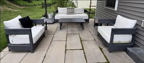 Modern outdoor patio set