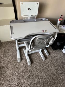 Kids study table