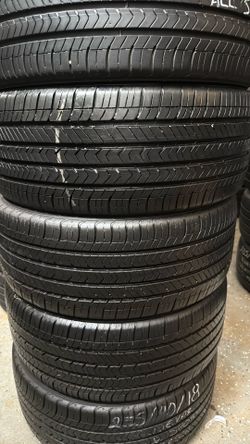 Set Of Tires (4) 235-40-18 Goodyear Eagle Sport 