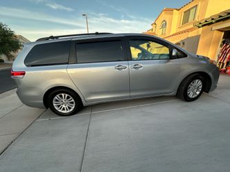2013 Toyota Sienna