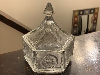 Vintage Clear Indiana Glass Covered Candy Dish With Star and Eagle Pattern
