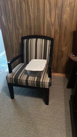 Upholstered wide chair