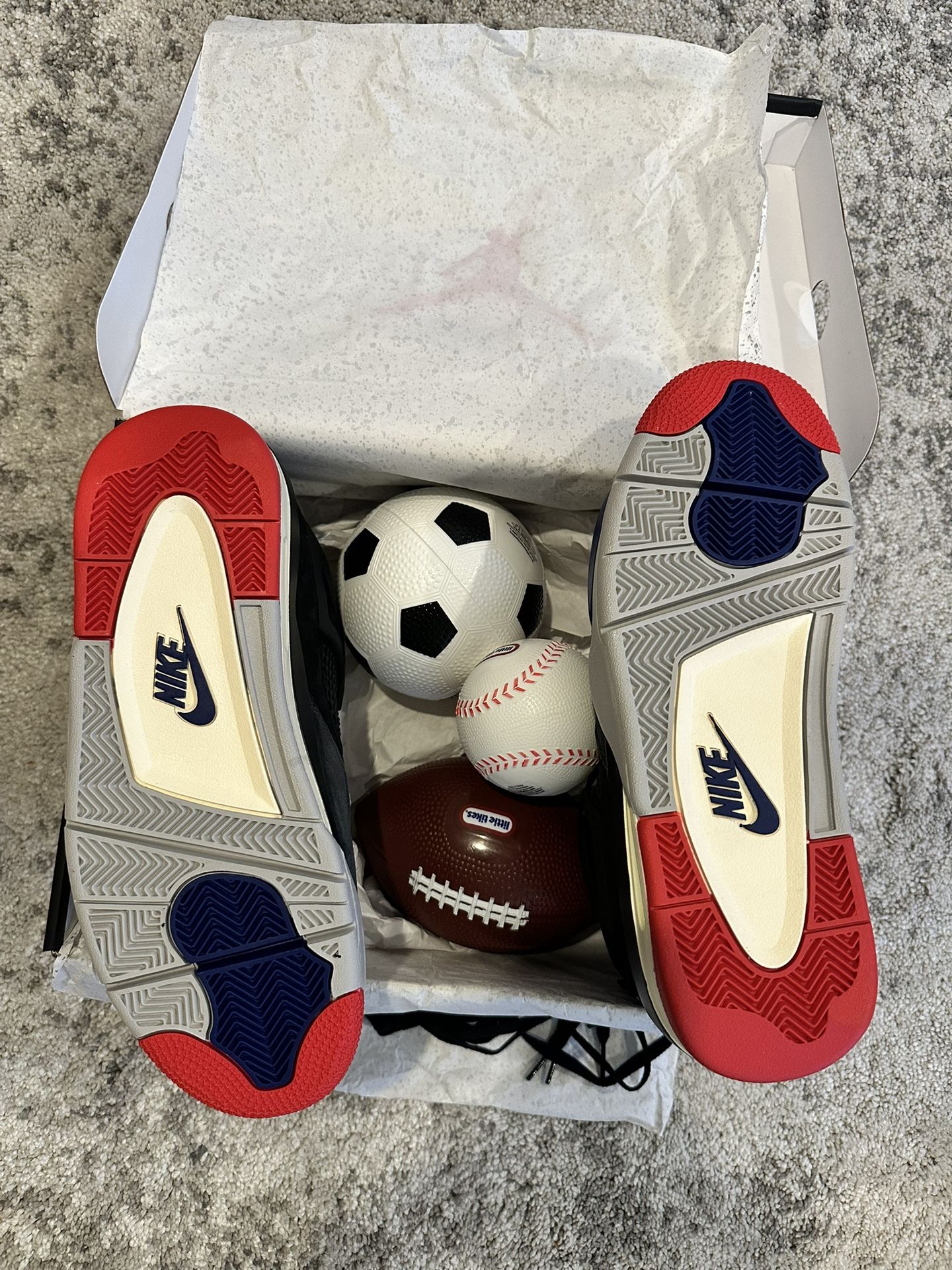 Rare Air Jordan 4 {10.5}