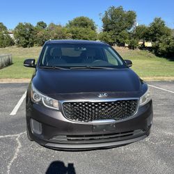 2016 KIA Sedona