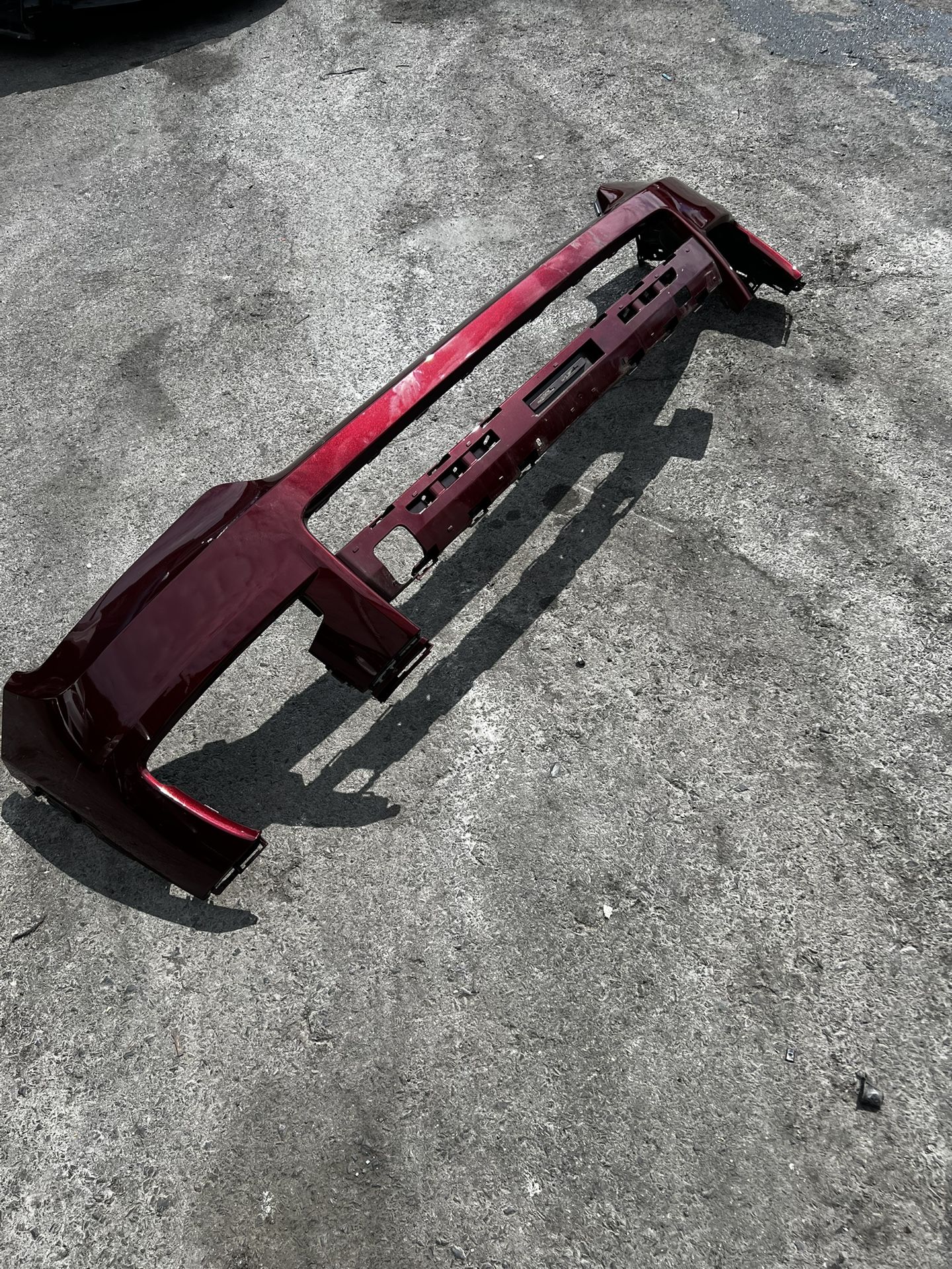 2023 Jeep Grand Cherokee Front Bumper Cover